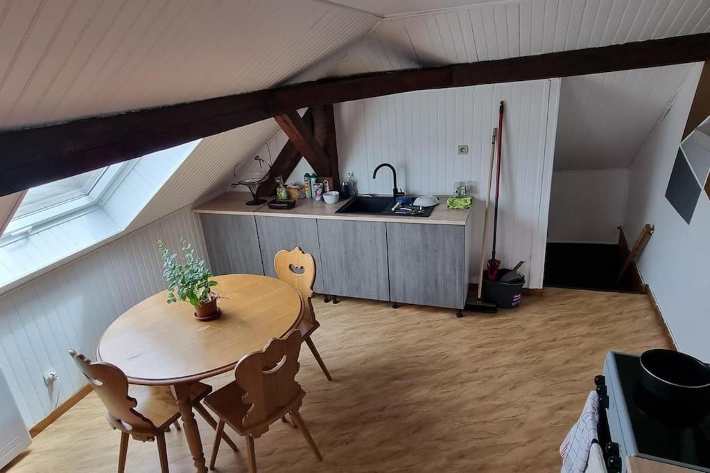 Centre Apartment *